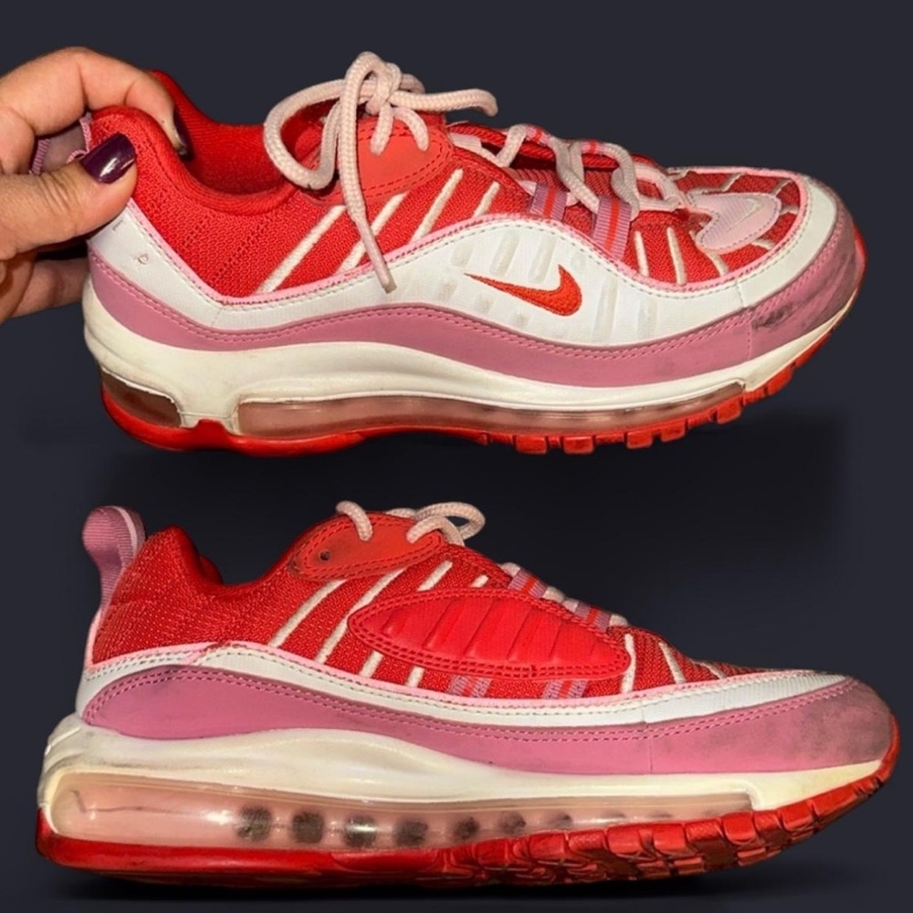 AIR MAX